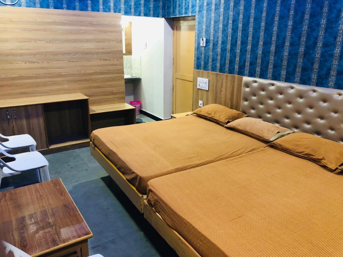 C M Hotel New Wodapatti Екстер'єр фото