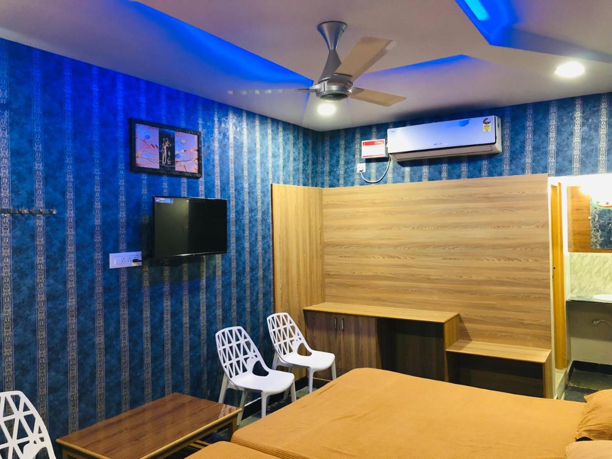 C M Hotel New Wodapatti Екстер'єр фото