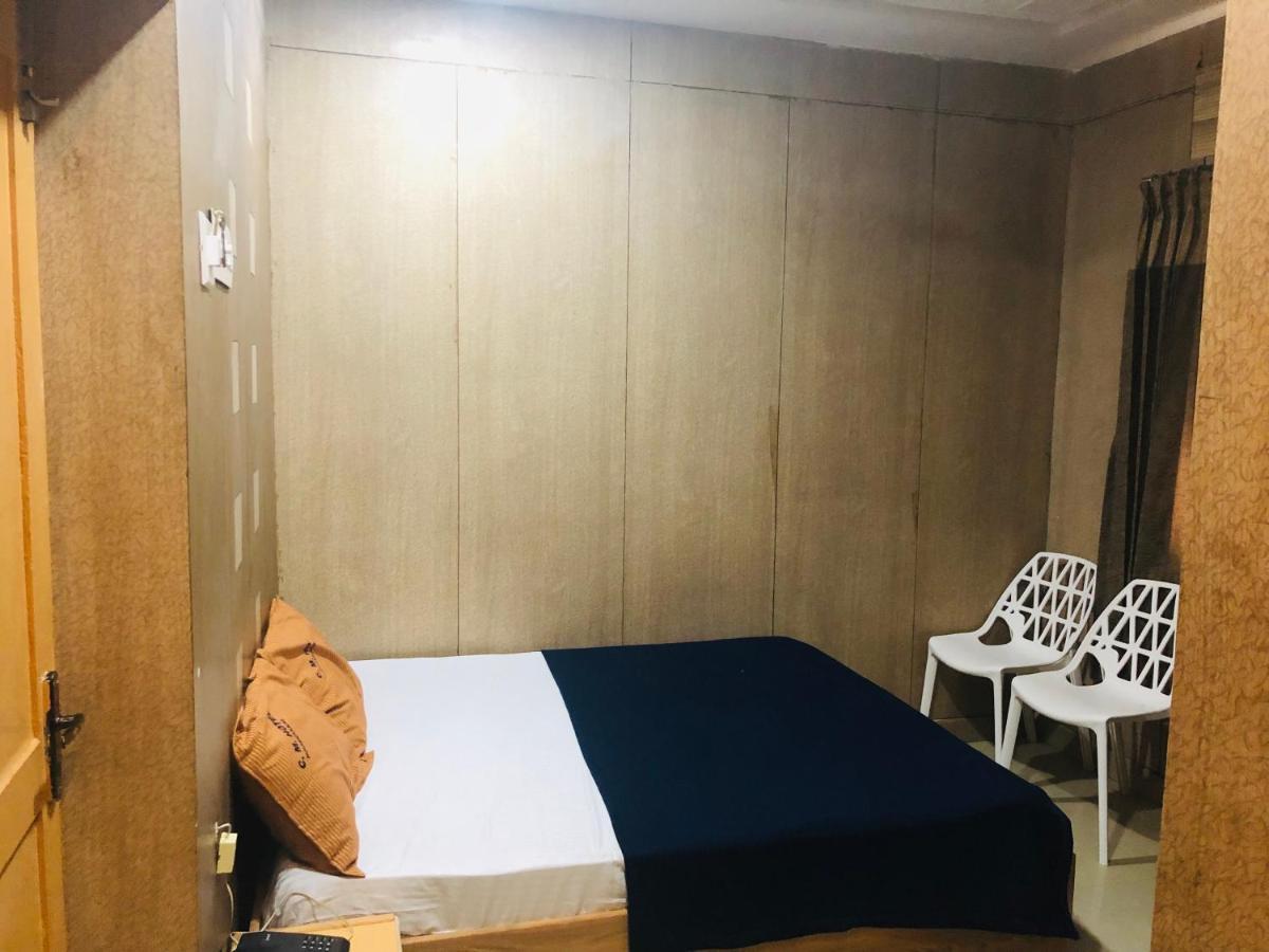 C M Hotel New Wodapatti Екстер'єр фото