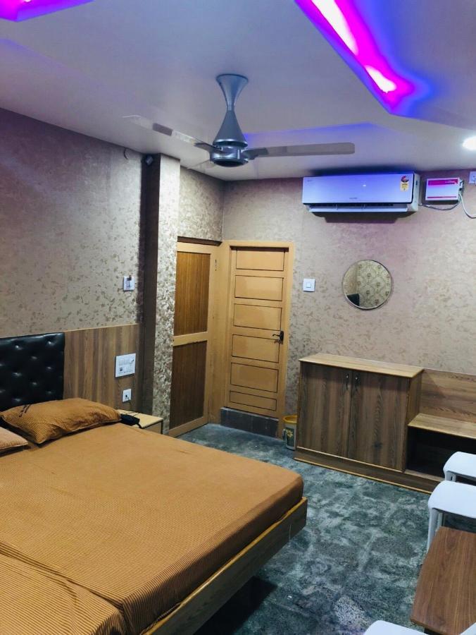 C M Hotel New Wodapatti Екстер'єр фото