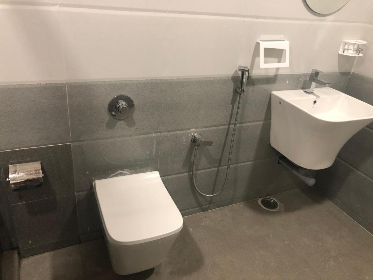 C M Hotel New Wodapatti Екстер'єр фото