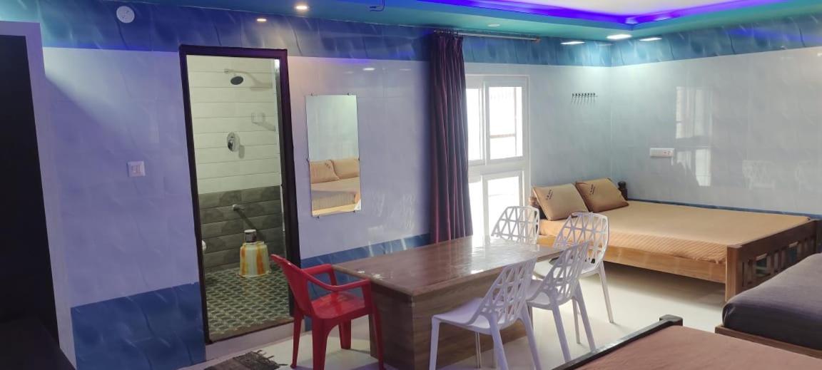 C M Hotel New Wodapatti Екстер'єр фото